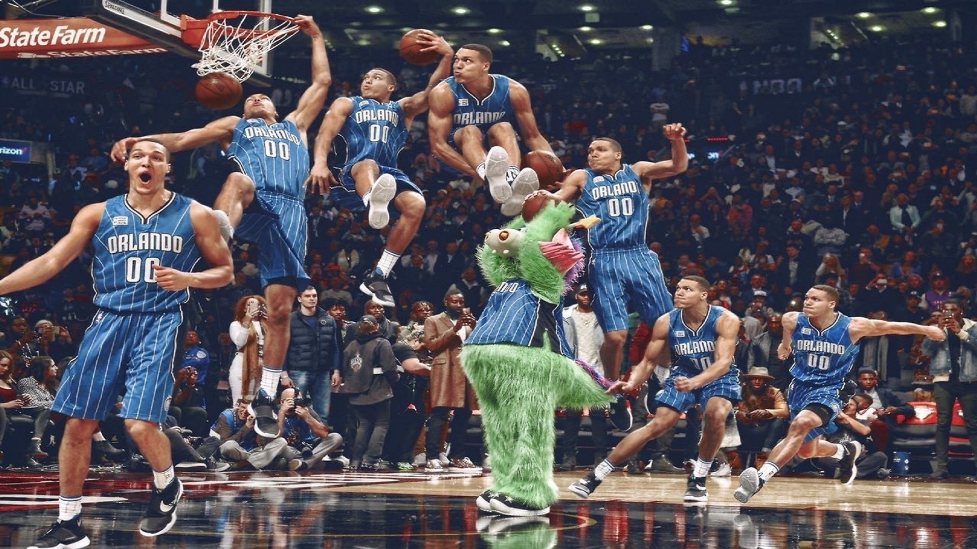 短暂休息后，球员们再度回到赛场上，场上球员喊暂停