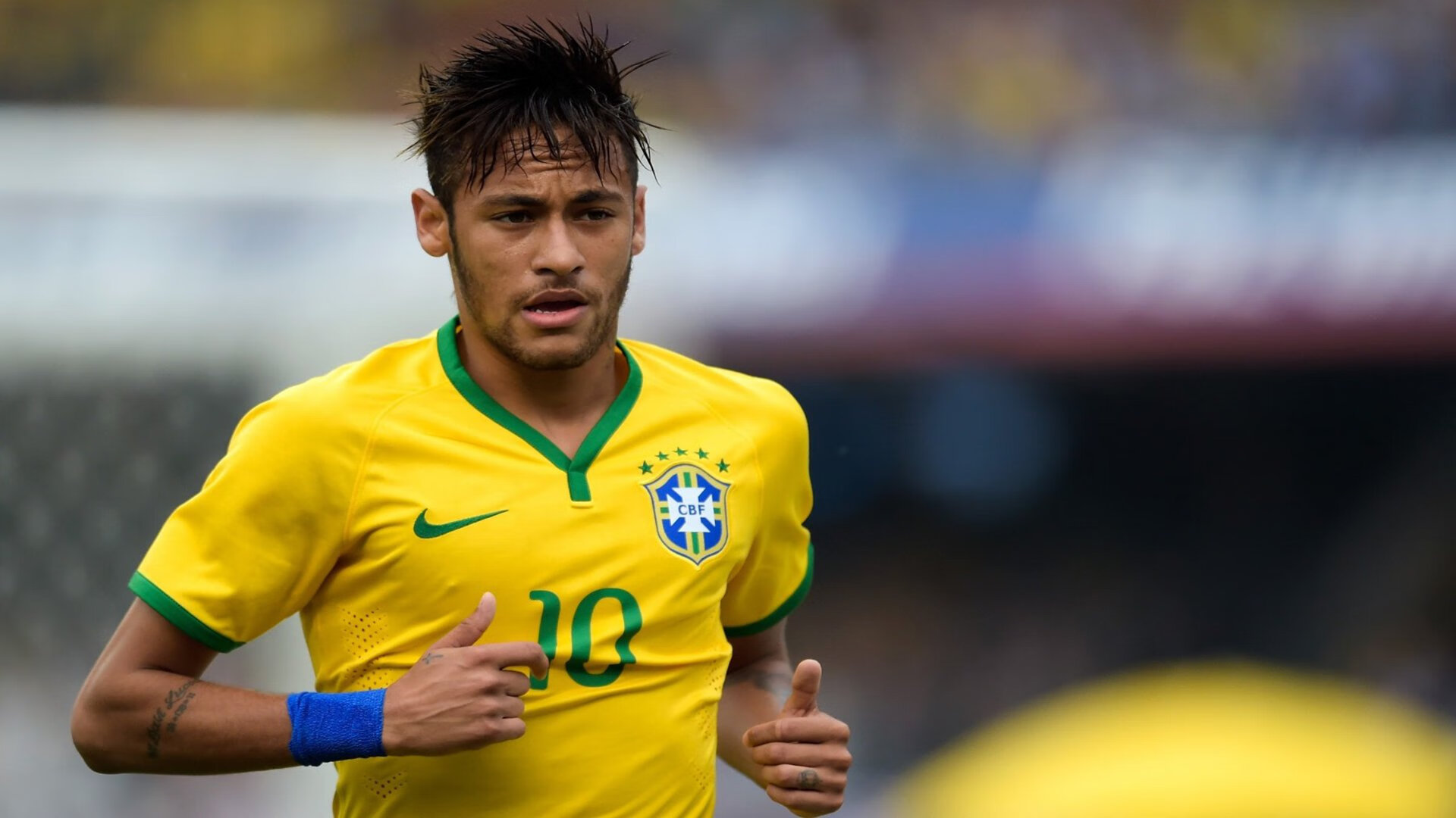 莱斯特城与传统强队竞争，力求突破，莱斯特城球队